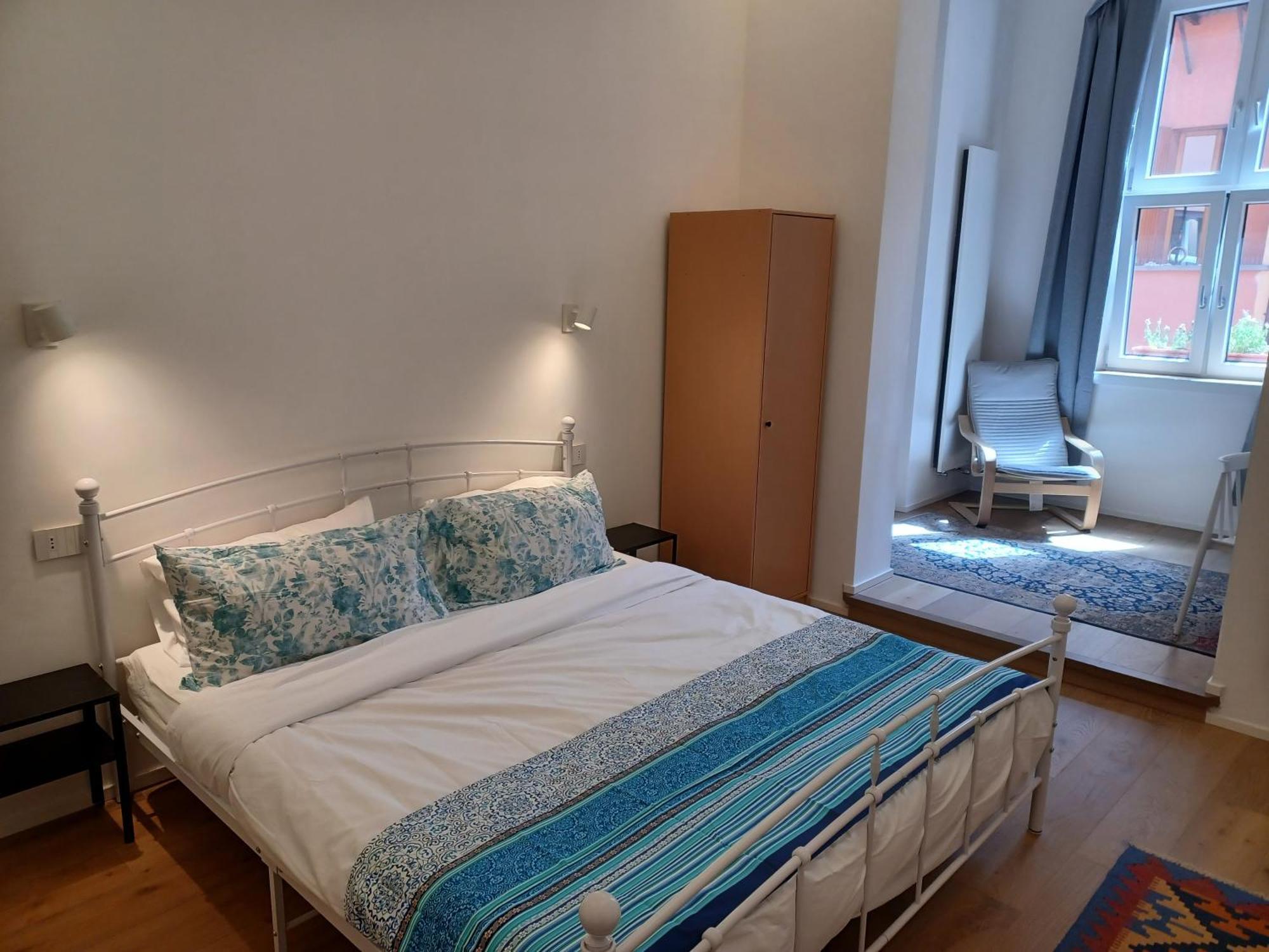 Little Apartment Over The Canal Bolonia Exterior foto